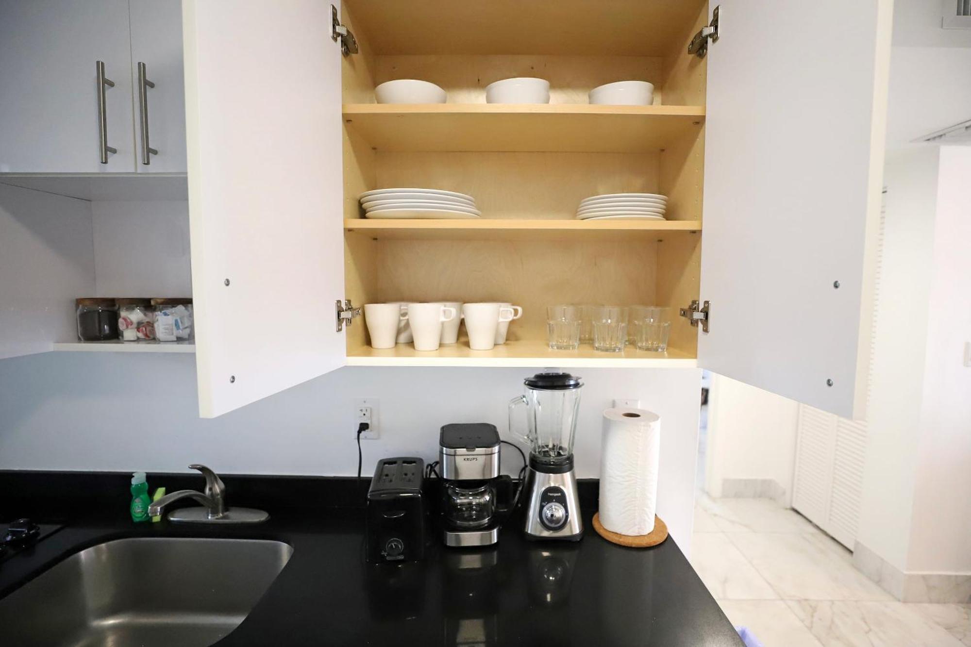 South Beach 2 Bedroom Family Pet Friendly Apartment With Free Parking On Premise Miami Beach Exterior photo