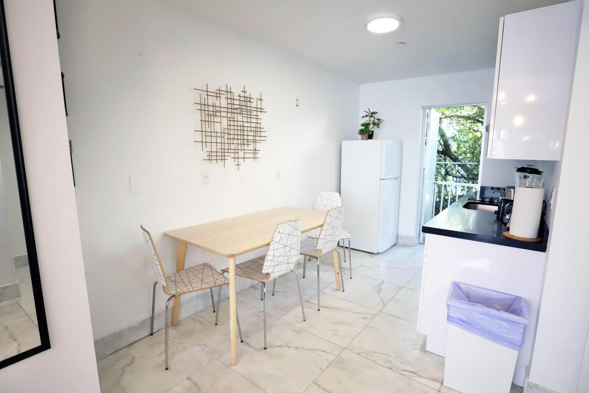 South Beach 2 Bedroom Family Pet Friendly Apartment With Free Parking On Premise Miami Beach Exterior photo