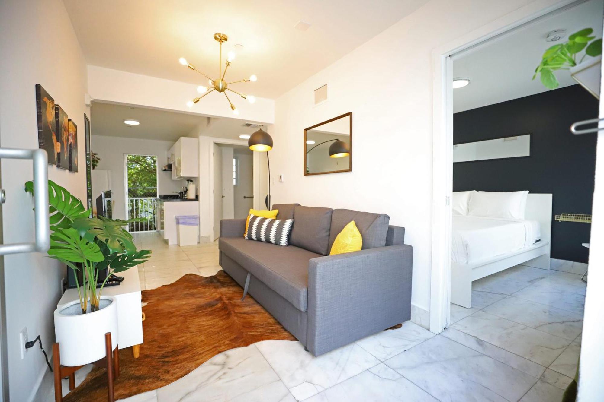 South Beach 2 Bedroom Family Pet Friendly Apartment With Free Parking On Premise Miami Beach Exterior photo